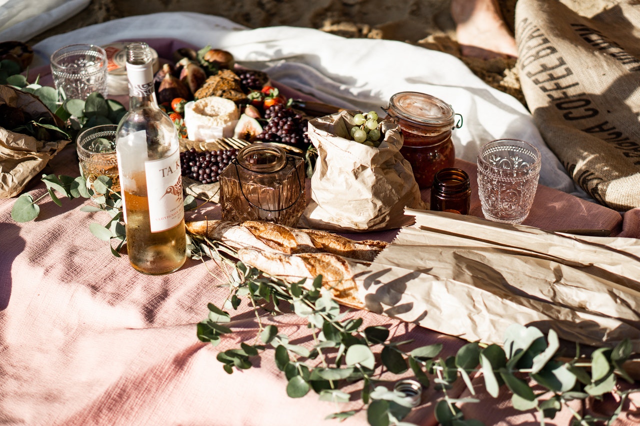 How to organize a family picnic?